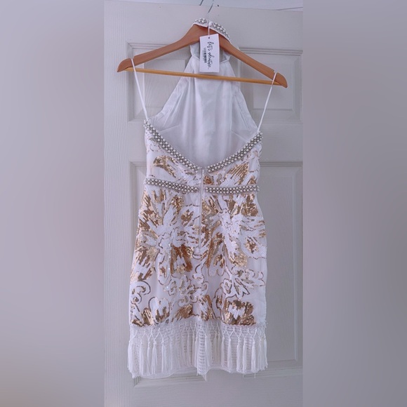 Dress Chic White and Gold Patterned Dress with Fringe - Picture 6 of 8